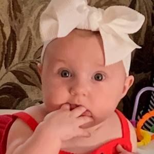 Meet your Posher, Vicky